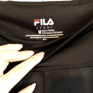FILA Leggings/Tights Size Medium Capri Length